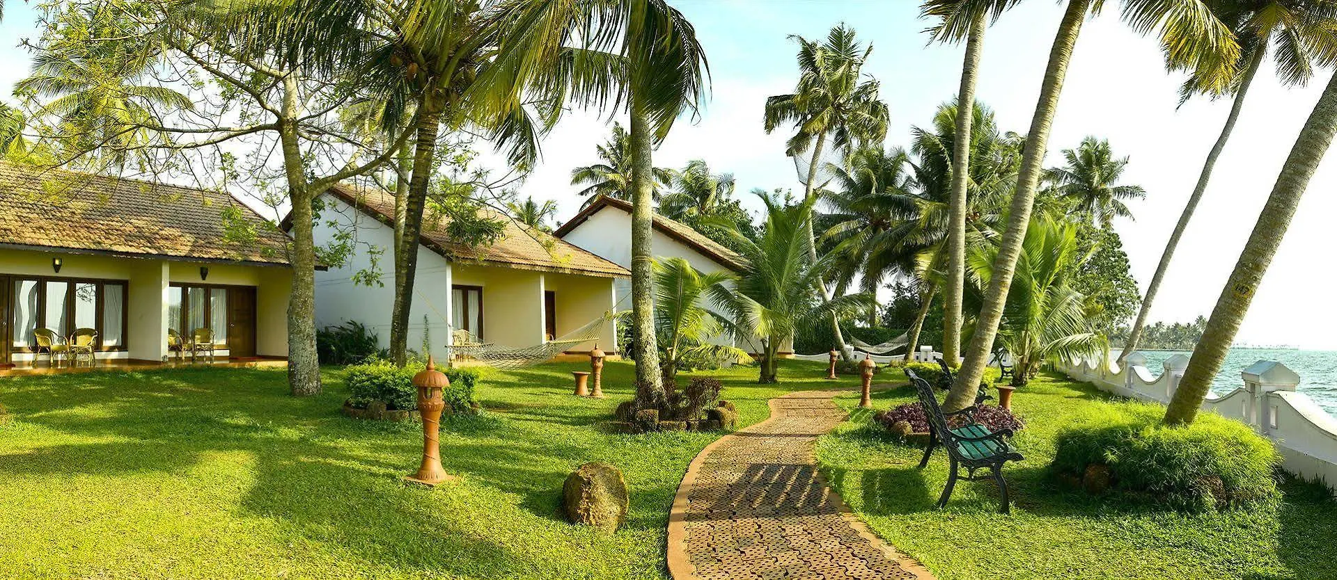 Abad Whispering Palms Hotel Kumarakom