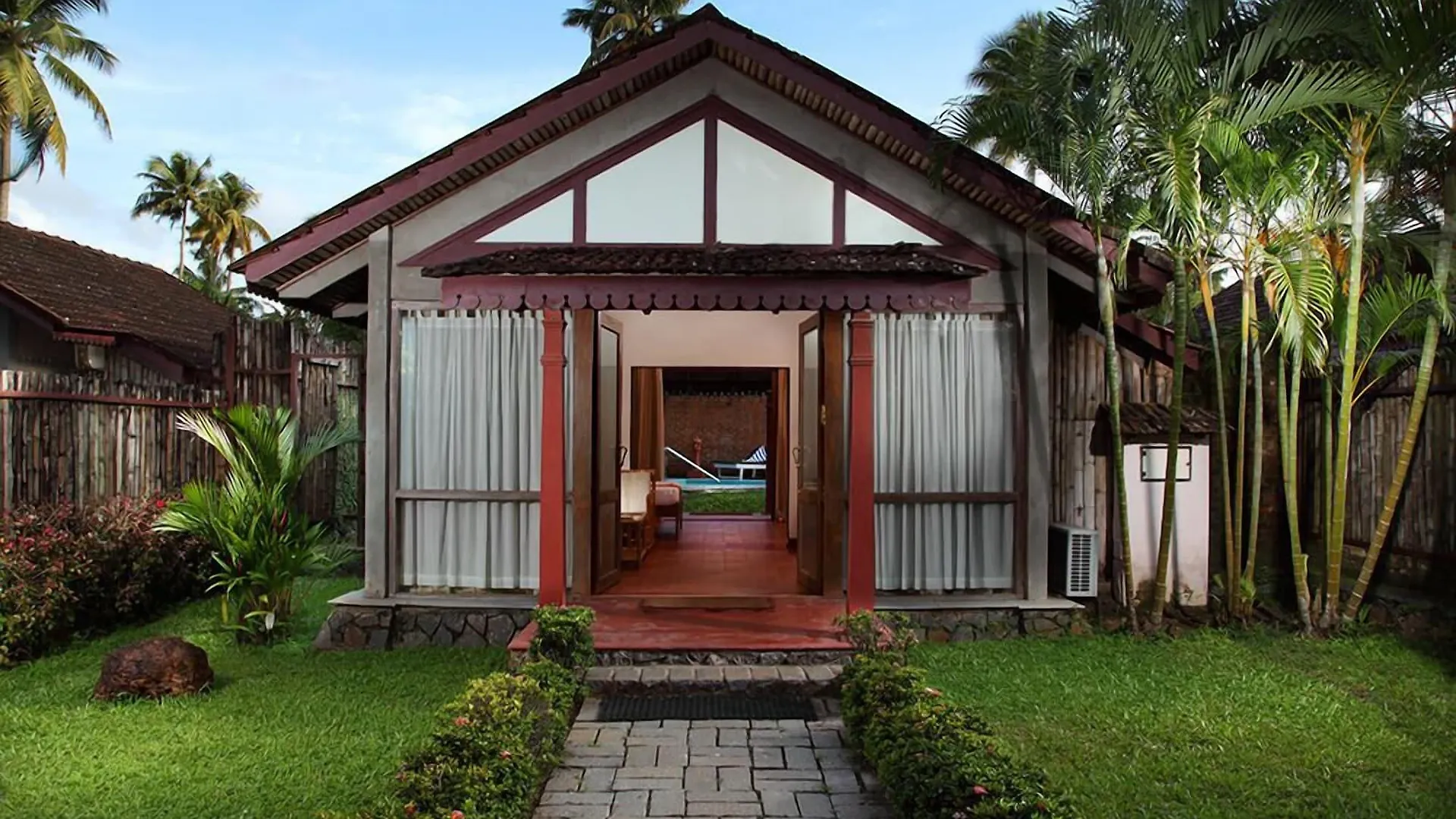 Hotel Abad Whispering Palms à Kumarakom Station touristique