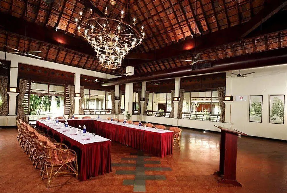 **** Station touristique Hotel Abad Whispering Palms à Kumarakom Inde