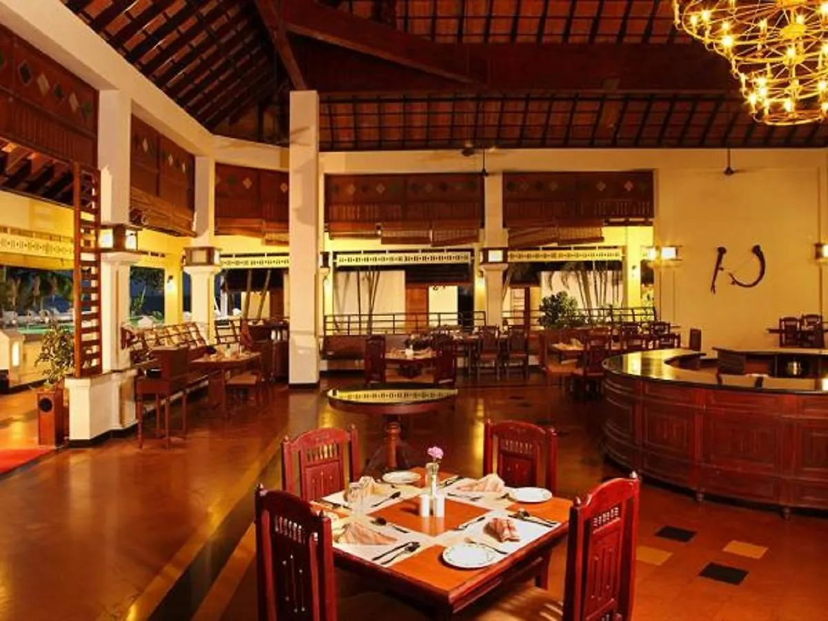 Hotel Abad Whispering Palms à Kumarakom Station touristique
